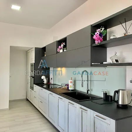 Apartament Cristallo - Accesso Gratuito A Parco Acquatico Desenzano del Garda