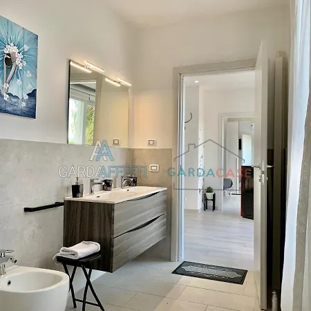 Apartament Cristallo - Accesso Gratuito A Parco Acquatico Desenzano del Garda